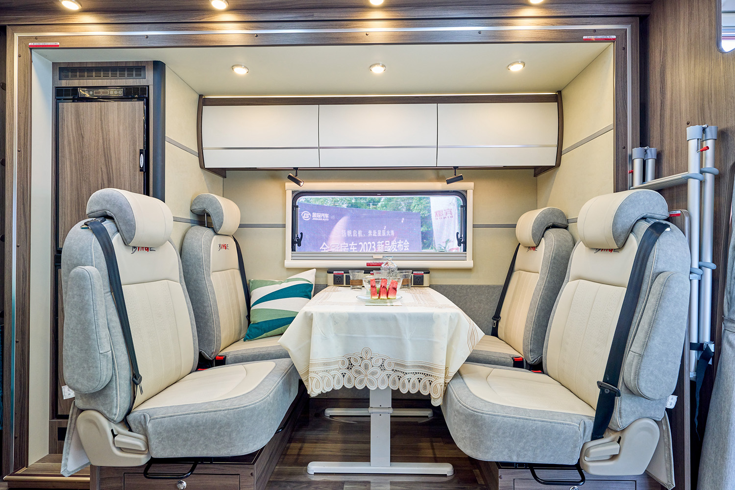 Binge Pickup RV